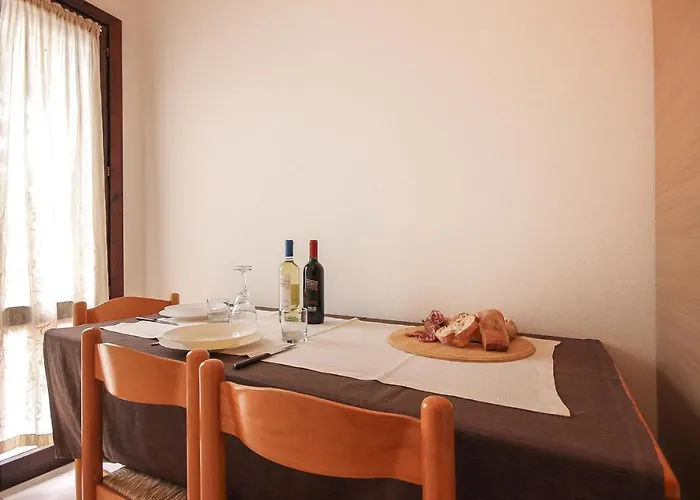 Apartament 1 Bedroom Amazing In -ca- Costa Rei